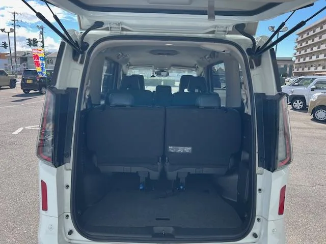 Nissan SERENA HIGHWAY STAR V 2023 — миниатюра 4