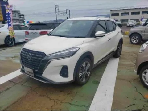 Nissan Kicks 2023 buy in Moscow