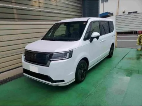 Honda STEPWAGON 2025 купить в Москве