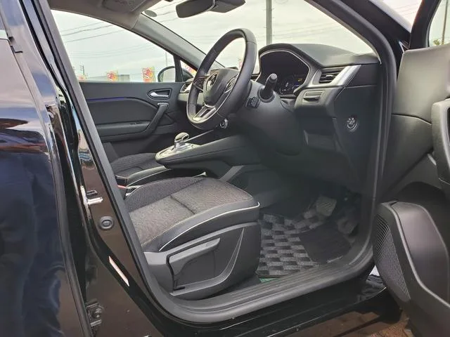 Renault CAPTUR E-TECH HYBRID 2024 — миниатюра 3