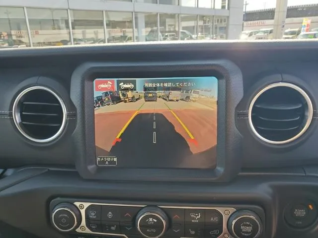 Chrysler Jeep JEEP WRANGLER UNLIMITED SAHARA 2024 — миниатюра 2