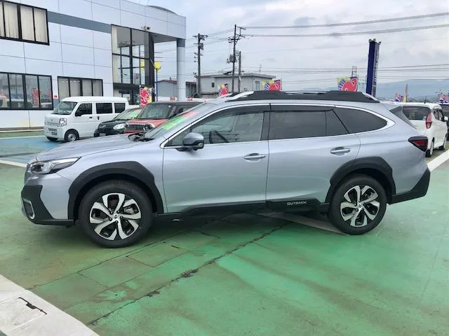 Subaru LEGACY OUTBACK LIMITED EX 2023 — миниатюра 2