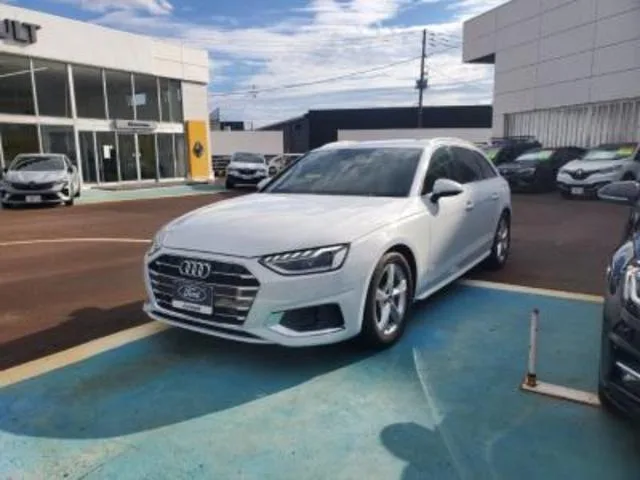 Audi A4 AVANT 35 TDI ADVANCED 2023 — фото 1, купить с доставкой в Москву