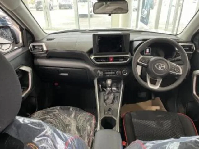 Toyota RAIZE Z 2025 — миниатюра 2