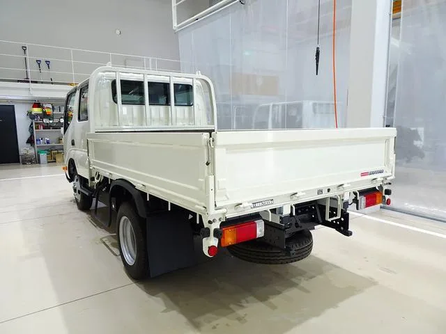 Hino DUTRO SEMI LONG HIGH FLOOR 2024 — миниатюра 2