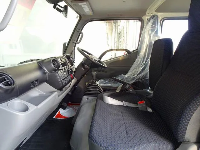 Hino DUTRO SEMI LONG HIGH FLOOR 2024 — миниатюра 3