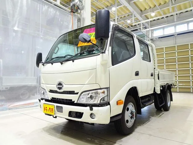 Hino DUTRO SEMI LONG HIGH FLOOR 2024 — фото 1, купить с доставкой в Москву