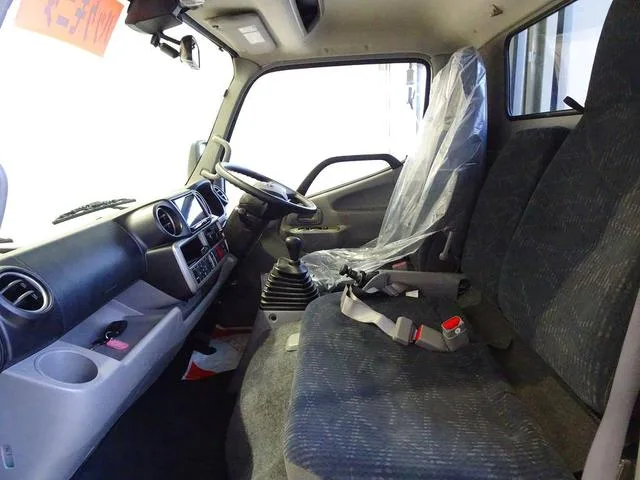 Toyota DYNA TRUCK FULL JUSTLOW 2024 — миниатюра 3