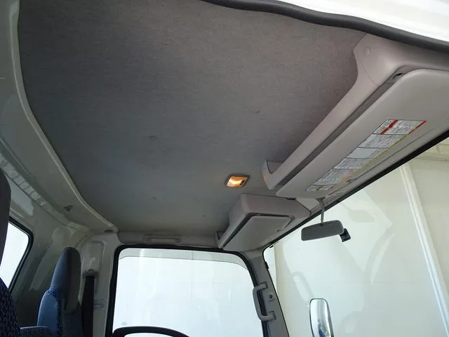 Isuzu ELF TRUCK HIGH FLOOR 2023 — миниатюра 2