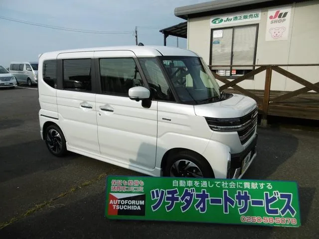 Suzuki SPACIA CUSTOM HYBRID XS 2024 — фото 1, купить с доставкой в Москву