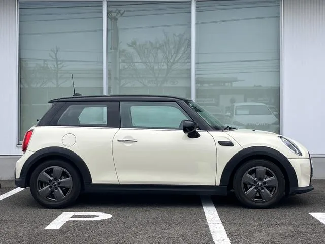 MINI MINI COOPER CLASSIC TRIM 2022 — миниатюра 4