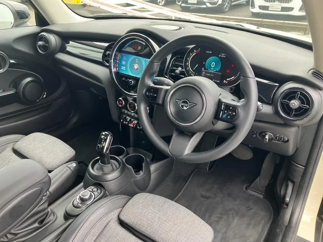 MINI MINI COOPER CLASSIC TRIM 2022 — миниатюра 5