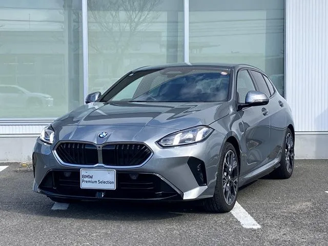 BMW 1 SERIES 120 M SPORT 2024 — фото 1, купить с доставкой в Москву