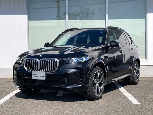 BMW X5 X DRIVE 40D M-SPORT 2025 — фото 1, купить с доставкой в Москву