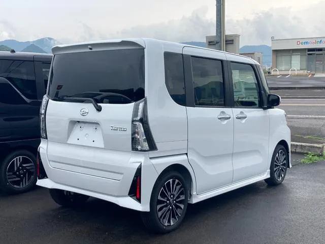 Daihatsu TANTO CUSTOM RS 2023 — миниатюра 3
