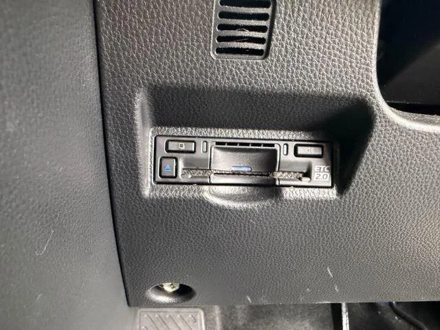 Toyota NOAH HYBRID S-Z 2022 — миниатюра 4