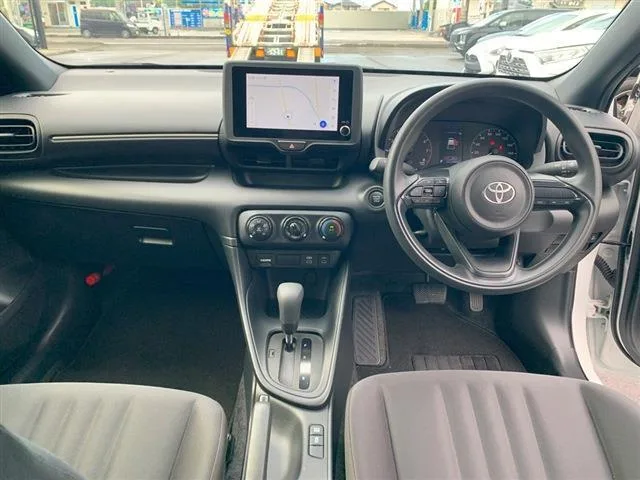 Toyota YARIS X 2024 — миниатюра 5