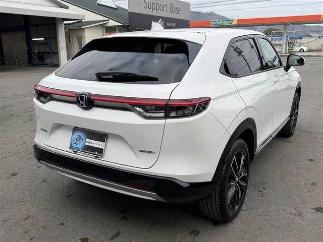 Honda VEZEL E:HEV Z 2024 — миниатюра 3