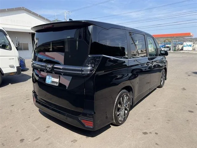 Toyota VOXY S-Z 2024 — миниатюра 3