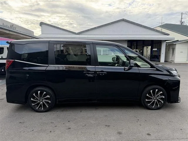 Toyota NOAH S-Z 2024 — миниатюра 2