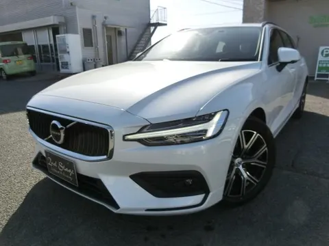 Volvo V60 2023 купить в Москве