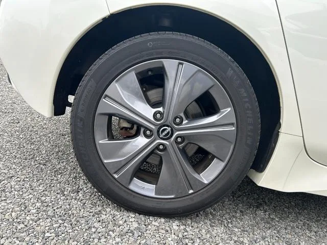 Nissan LEAF e+ X URBAN CHROME 2022 — миниатюра 3