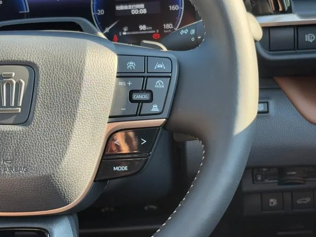 Toyota CROWN ESTATE Z 2025 — миниатюра 2