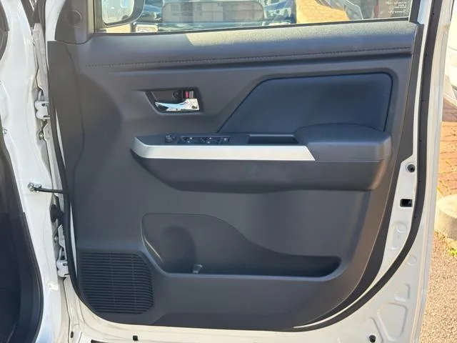 Toyota ROOMY CUSTOM G-T 2022 — миниатюра 5