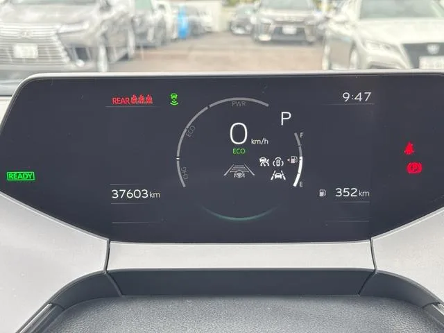 Toyota Prius Z 2023 — миниатюра 3