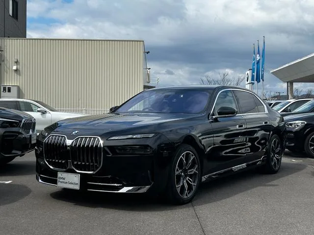 BMW 7 Series 740I EXCELLENCE 2023 — фото 1, купить с доставкой в Москву