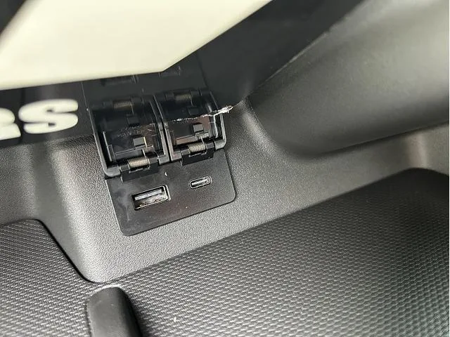 Suzuki SPACIA GEAR HYBRID XZ 2024 — миниатюра 4