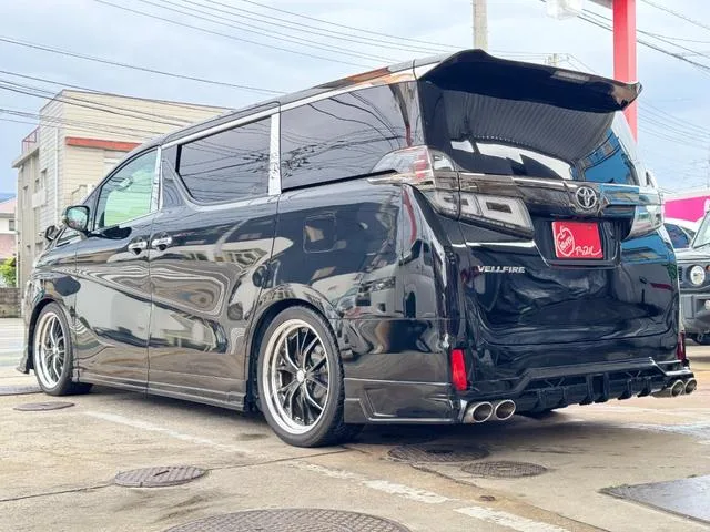 Toyota VELLFIRE 2.5 GOLDEN EYES III 2022 — миниатюра 3