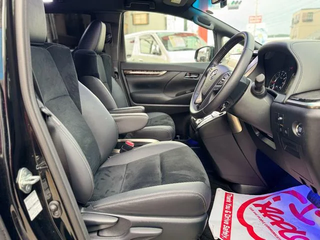 Toyota VELLFIRE 2.5 GOLDEN EYES III 2022 — миниатюра 4