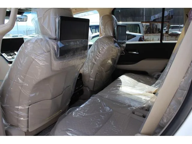 Toyota Land Cruiser ZX 2023 — миниатюра 4