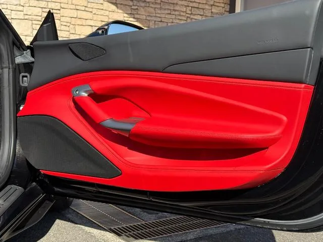 Ferrari F8 Spider BASE GRADE 2022 — миниатюра 5