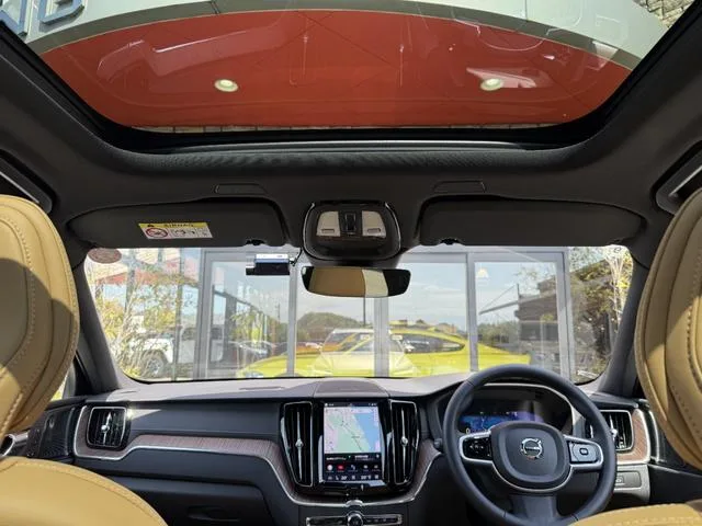 Volvo XC60 ULTIMATE B5 AWD 2022 — миниатюра 3