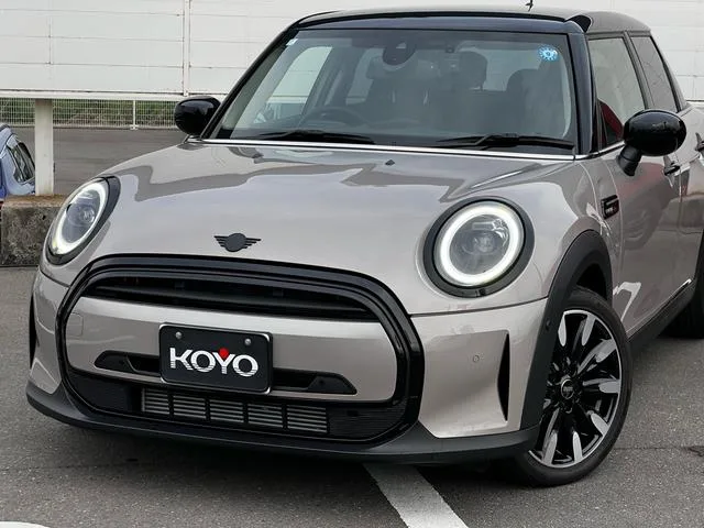 MINI MINI COOPER D CAMDEN EDITION 2024 — миниатюра 3