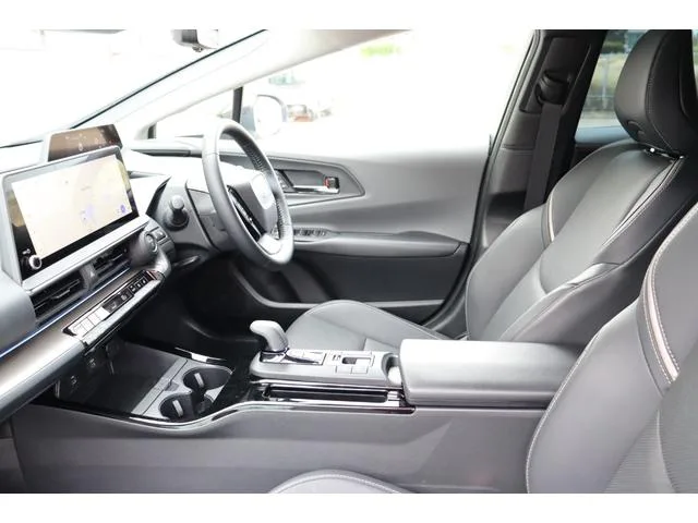 Toyota Prius Z 2023 — миниатюра 3