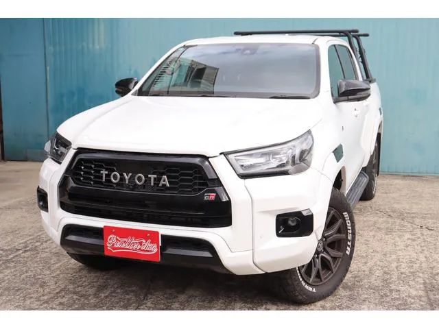 Toyota HILUX Z GR SPORT 2022 — фото 1, купить с доставкой в Москву