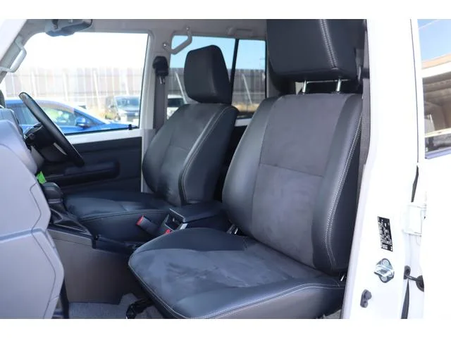 Toyota Landcruiser 70 AX 2025 — миниатюра 2