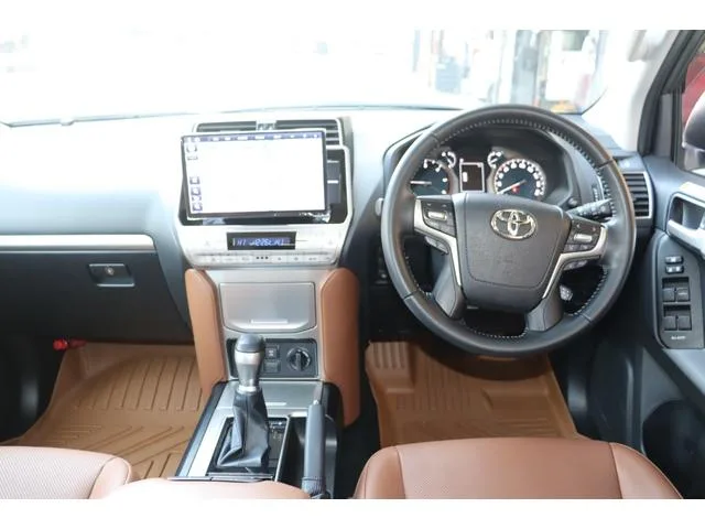 Toyota Land Cruiser Prado TX L PACKAGE 70TH ANNIVERSARY LIMITED 2022 — миниатюра 3