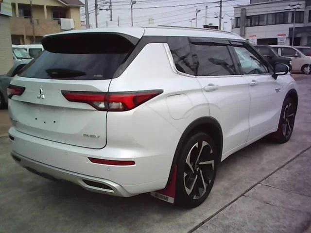 Mitsubishi OUTLANDER PHEV P 2022 — миниатюра 2
