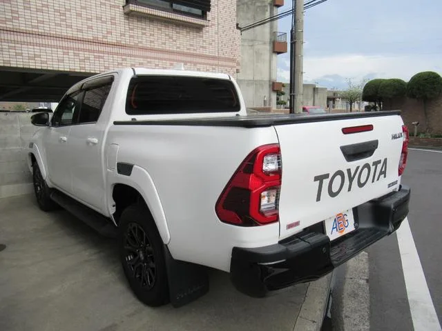 Toyota Hilux Z GR SPORT 2023 — миниатюра 3