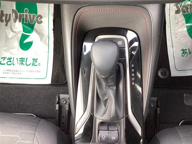 Toyota COROLLASPORT HYBRID G Z 2025 — миниатюра 4