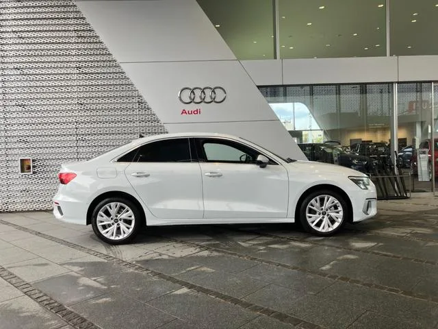 Audi A3 Sedan NEW URBAN STYLE 2023 — миниатюра 3