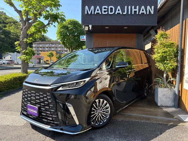 Lexus LM LM500H VERSION L 2025 — фото 1, купить с доставкой в Москву