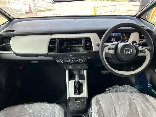 Honda FIT E:HEV HOME 2025 — миниатюра 3