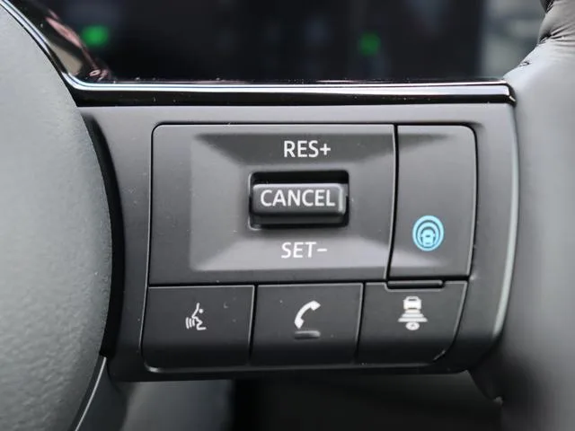 Nissan SERENA E-POWER HIGHWAY STAR V 2024 — миниатюра 3