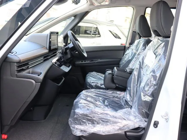 Nissan SERENA E-POWER HIGHWAY STAR V 2024 — миниатюра 5