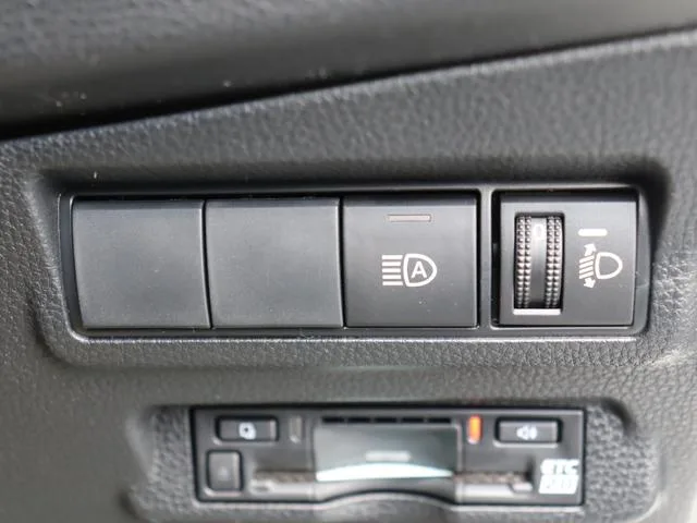 Toyota CorollaCross HYBRID Z 2026 — миниатюра 5